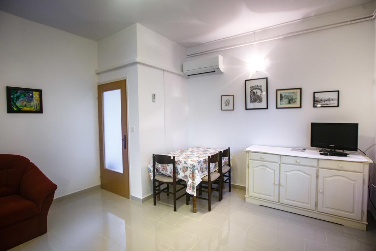 Apartamento Lucija Kampor Exterior foto